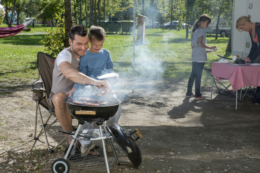 famille dans un camping en Vendée 